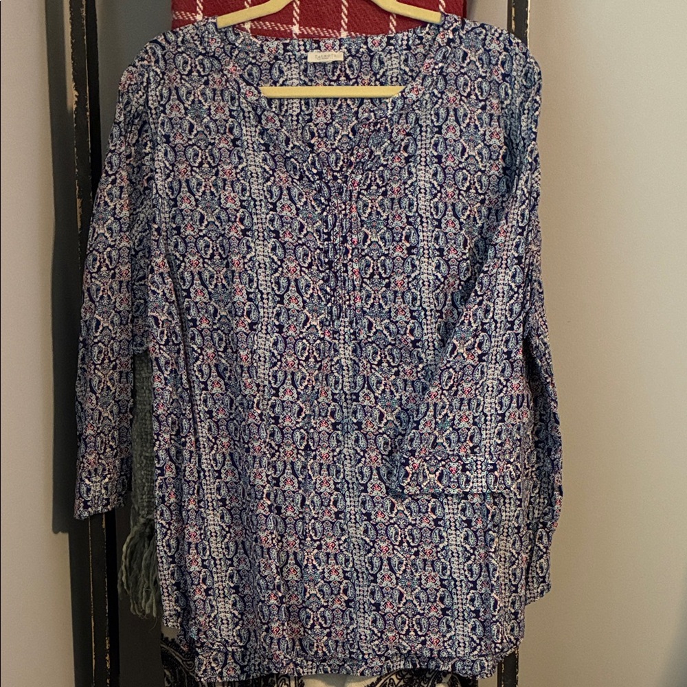 Talbots Navy and White Printed Long Sleeve V-Neck Blouse